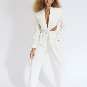 MODELLI E FOTOMODELLE ANCHE CURVY STUDIO PUBBLICITARIO CERCA